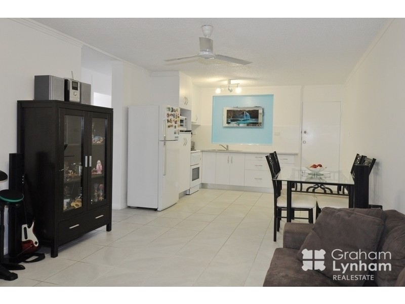 4/16 Ralston Street, West End QLD 4810