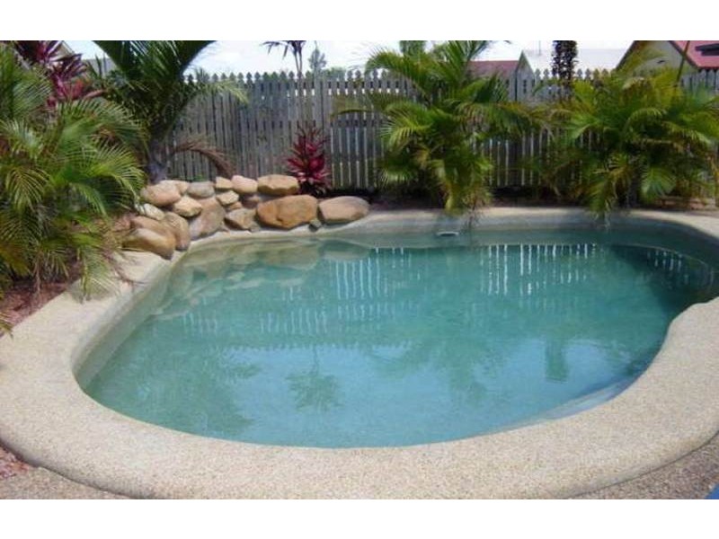 67 Estuary Parade, Douglas QLD 4814