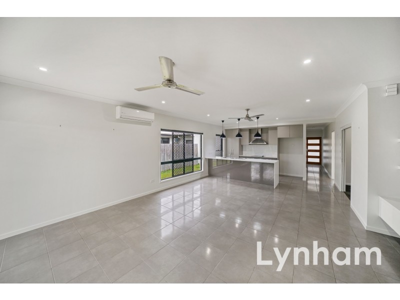 39 Roosevelt Loop, Mount Louisa QLD 4814