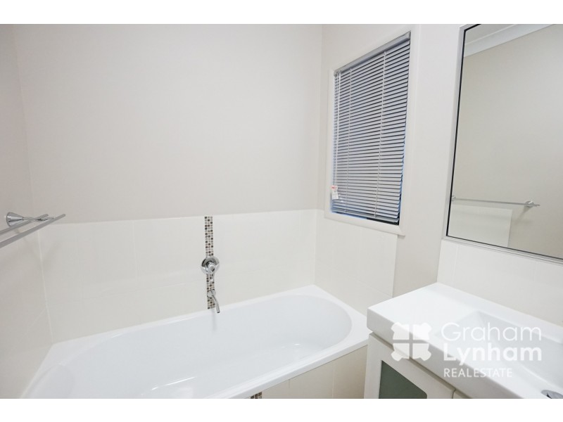 18 Madonis Way, Burdell QLD 4818