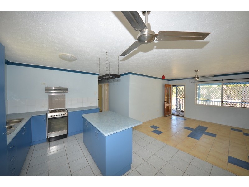 95A Eleventh Avenue, Railway Estate QLD 4810