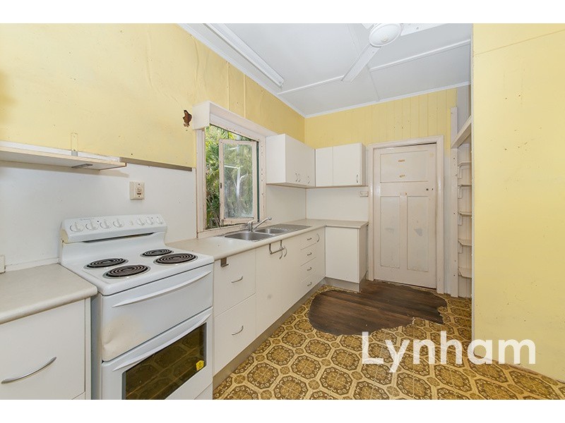 25 Urquhart Street, Currajong QLD 4812