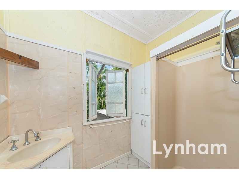 25 Urquhart Street, Currajong QLD 4812