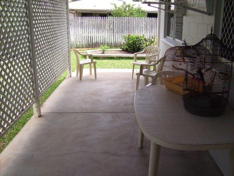 21 Amanda Avenue, Rasmussen QLD 4815