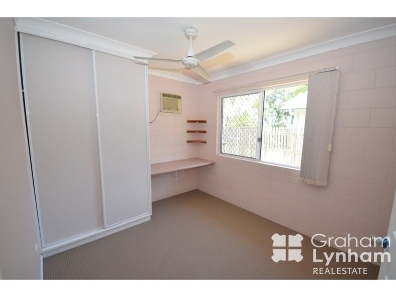 42 Amber Avenue, Rasmussen QLD 4815