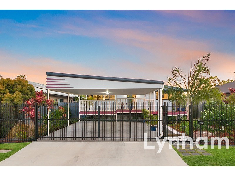 17 Sanderling Circuit, Kelso QLD 4815