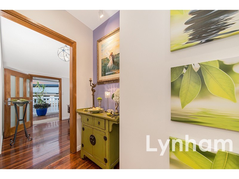 17 Sanderling Circuit, Kelso QLD 4815