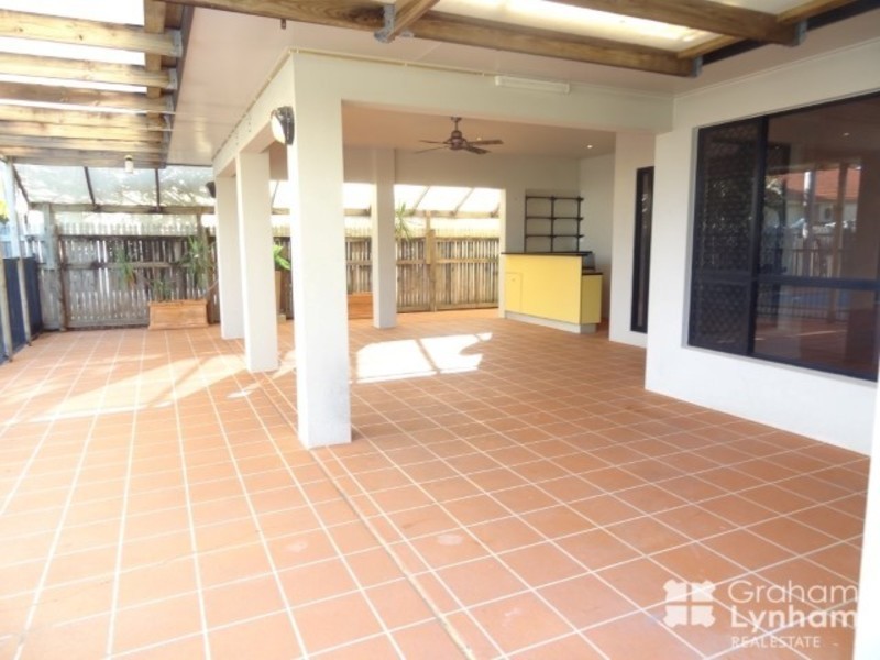 9 Regal Court, Kirwan QLD 4817