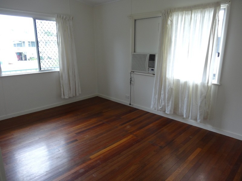 6 Fraser Street, Cranbrook QLD 4814
