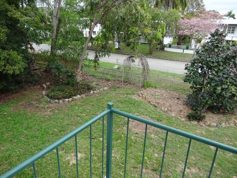 6 Fraser Street, Cranbrook QLD 4814