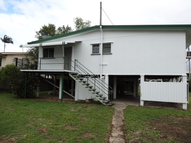 6 Fraser Street, Cranbrook QLD 4814