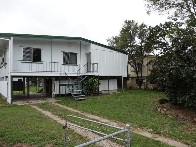 6 Fraser Street, Cranbrook QLD 4814