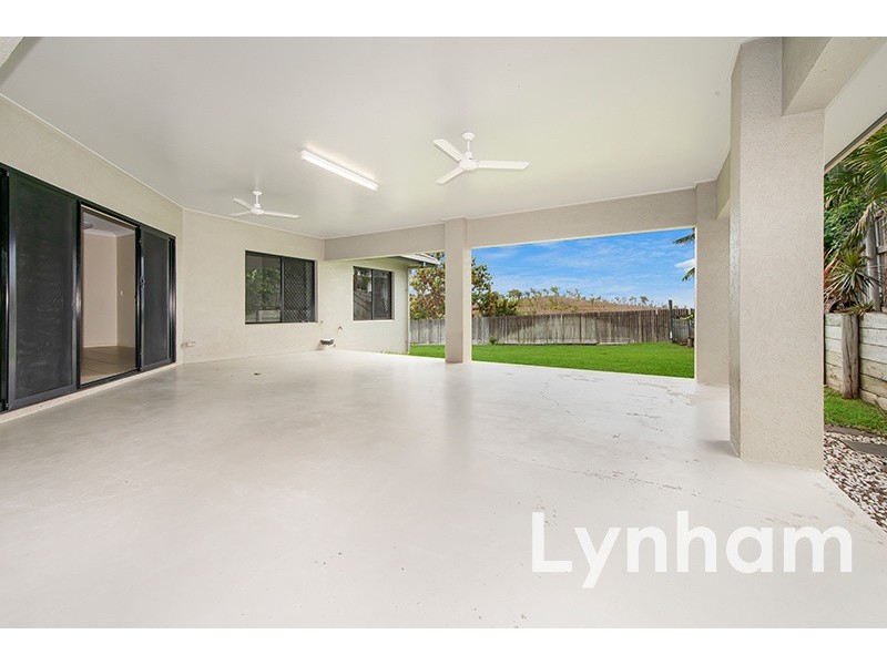 26 Lockyer Place, Mount Louisa QLD 4814