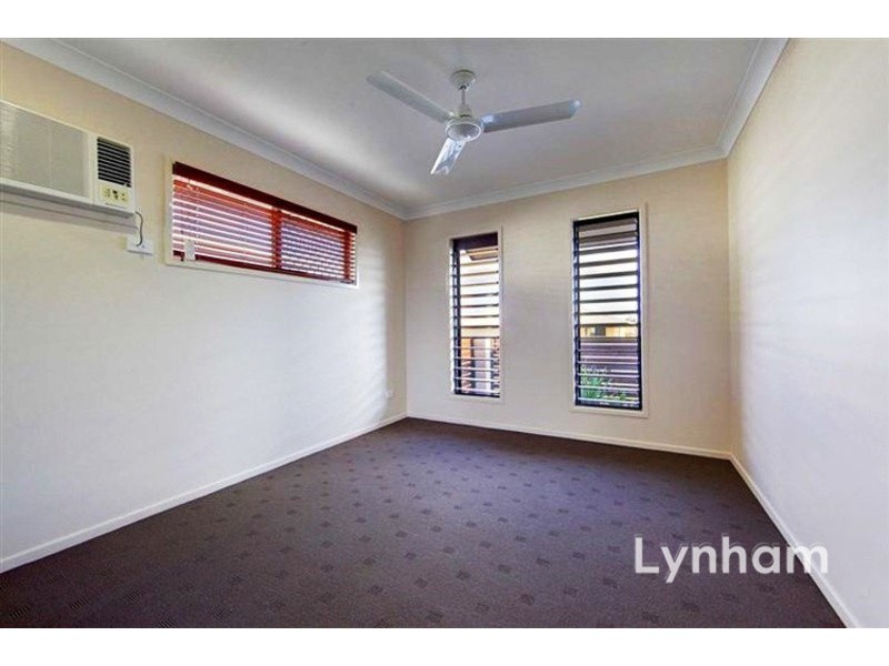 26 Ellsworth Drive, Mount Louisa QLD 4814