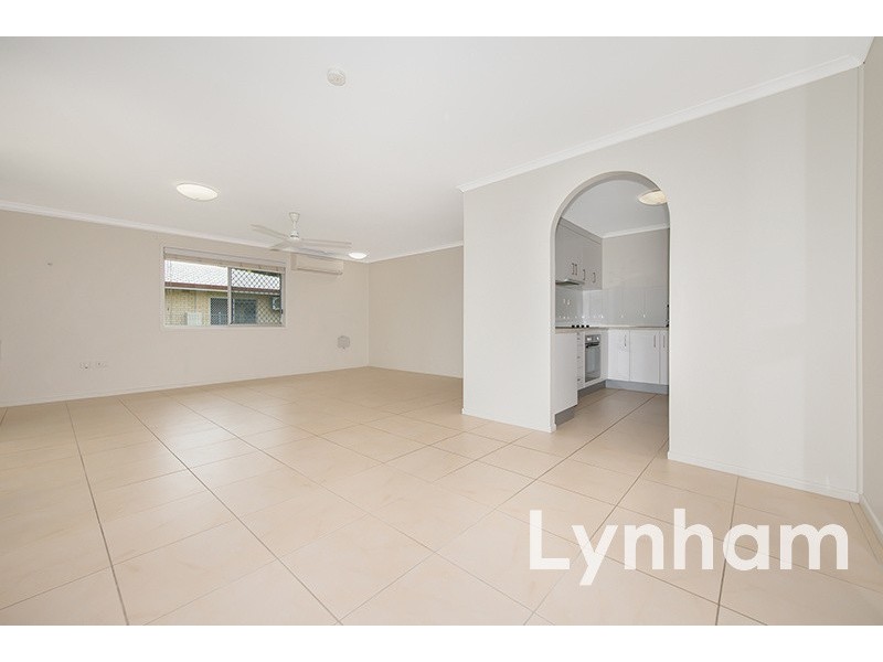16 Garden Grove Crescent, Kirwan QLD 4817