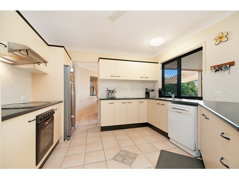 6  Astill Court, Cranbrook QLD 4814