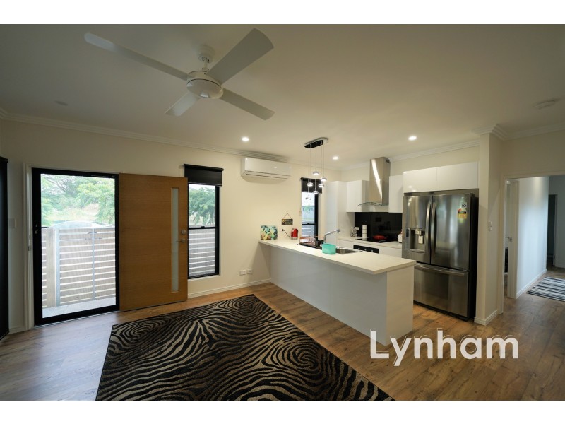 30 Holyoak Avenue, Oonoonba QLD 4811