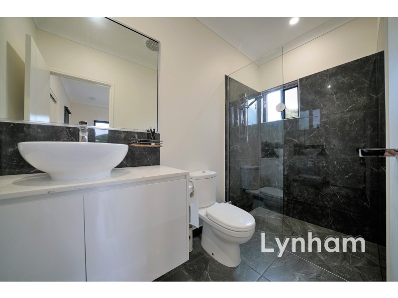 30 Holyoak Avenue, Oonoonba QLD 4811