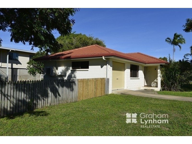 1 Julia Street, Kirwan QLD 4817