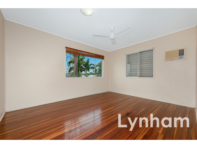 576 Ross River Road, Cranbrook QLD 4814