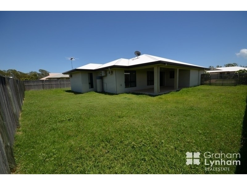 3 Fitzallen Street, Bushland Beach QLD 4818