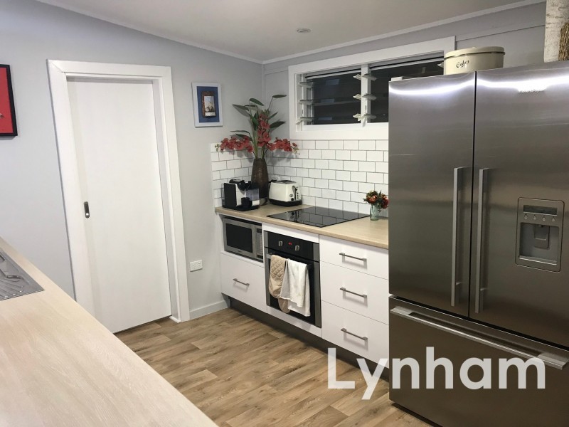 42 Tenth Avenue, Railway Estate QLD 4810