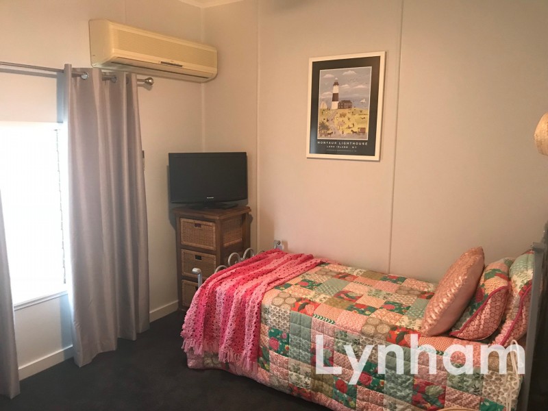 42 Tenth Avenue, Railway Estate QLD 4810