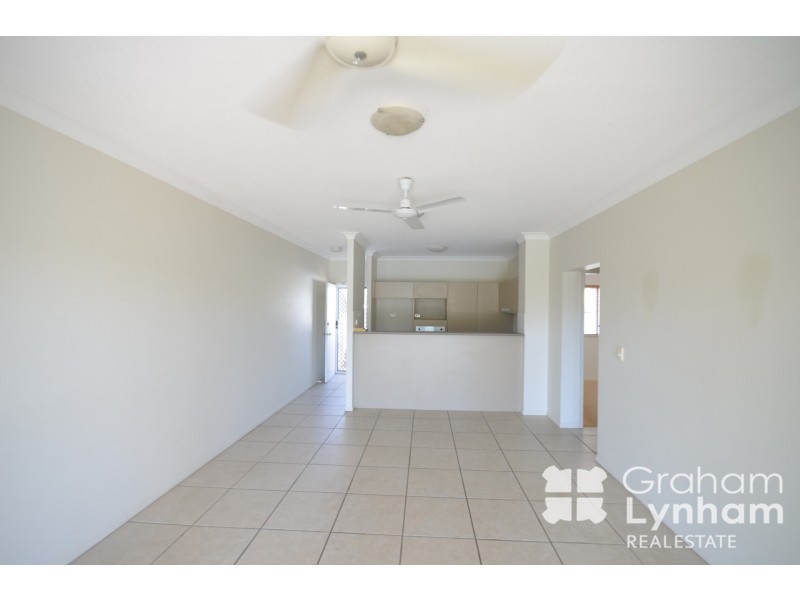 8/12-14 Martinez Avenue, West End QLD 4810