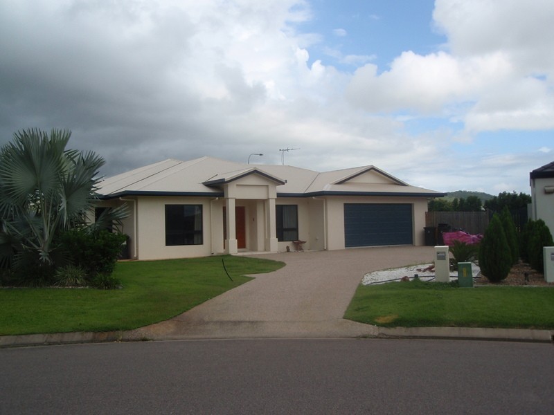 8 Wexham Court, Kirwan QLD 4817