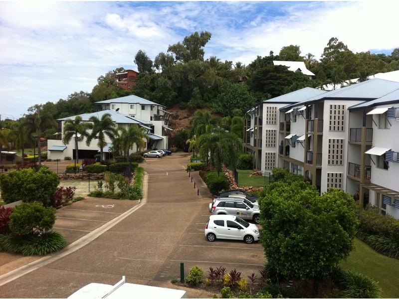 71/34  Bundock street, Belgian Gardens QLD 4810