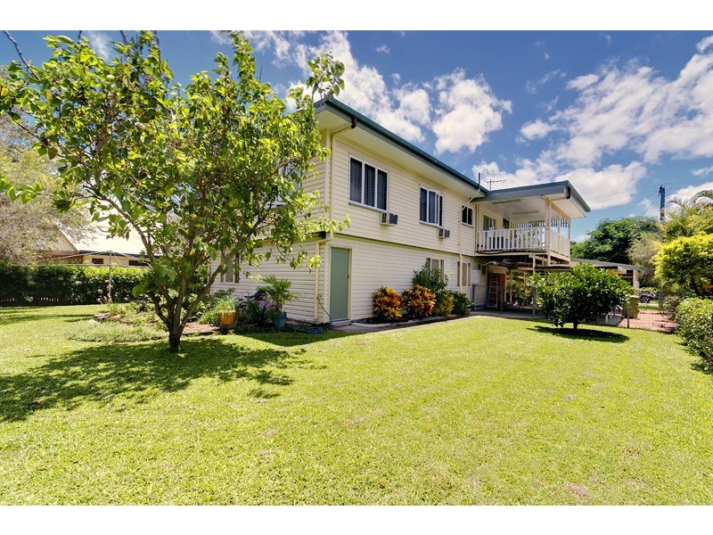 21 Winifred Street, Mundingburra QLD 4812