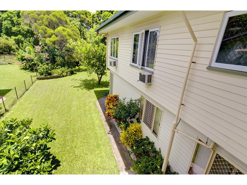 21 Winifred Street, Mundingburra QLD 4812