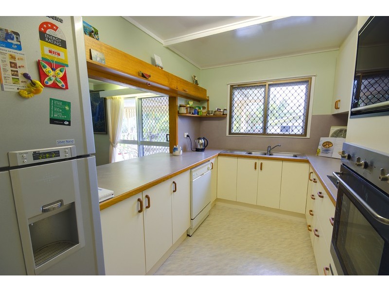 21 Winifred Street, Mundingburra QLD 4812