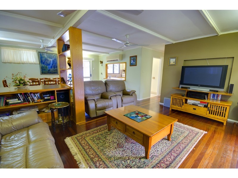 21 Winifred Street, Mundingburra QLD 4812