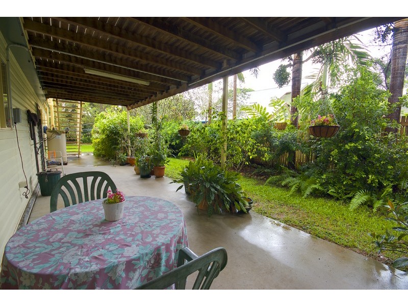 21 Winifred Street, Mundingburra QLD 4812