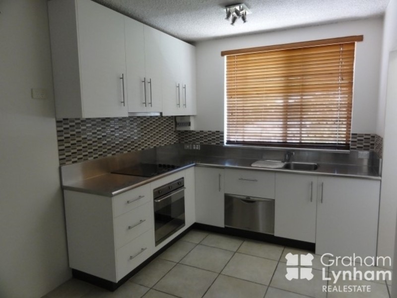 11/17 Stanton Terrace, North Ward QLD 4810