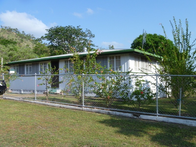 7 Gully Street, Stuart QLD 4811