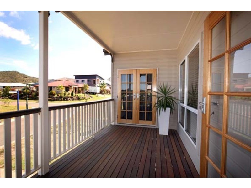 2 Blue Gum Court, Douglas QLD 4814