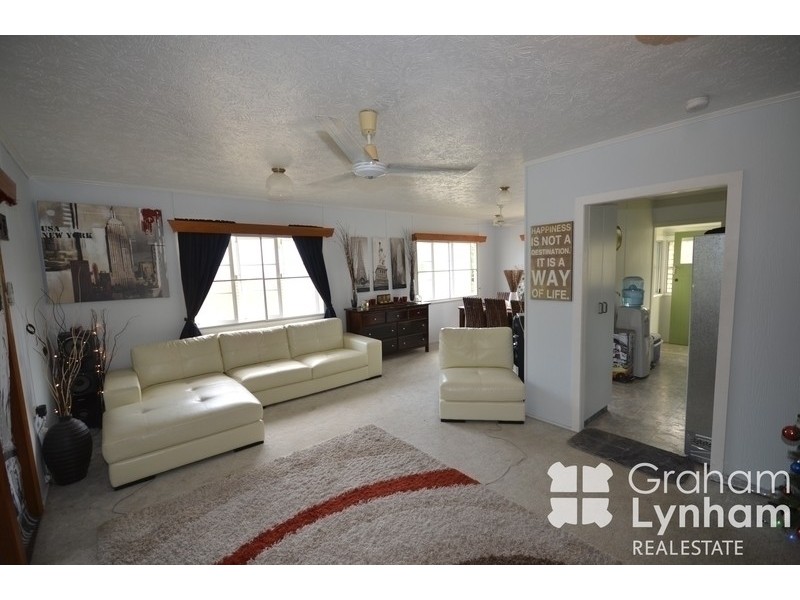 26 Estate Street, West End QLD 4810