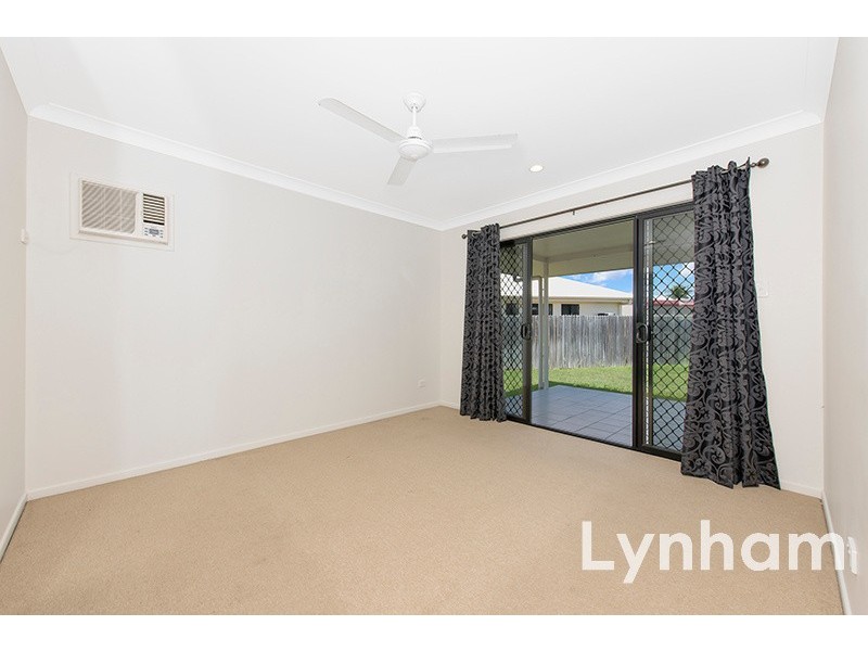 11 Ripon Court, Mount Low QLD 4818