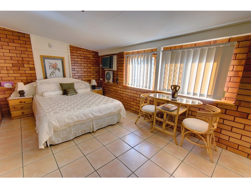 15 Hall Street, Kirwan QLD 4817