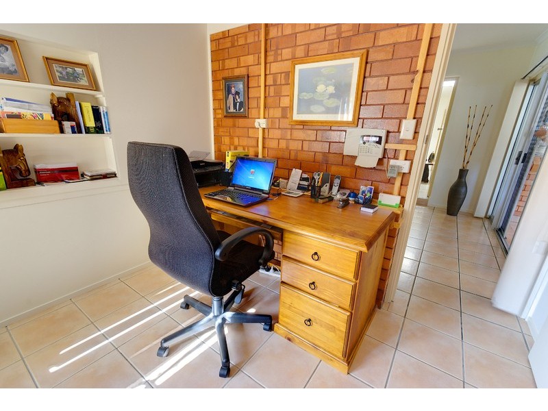 15 Hall Street, Kirwan QLD 4817