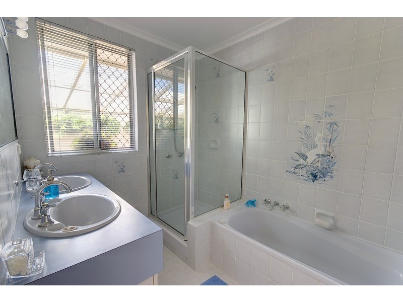 15 Hall Street, Kirwan QLD 4817