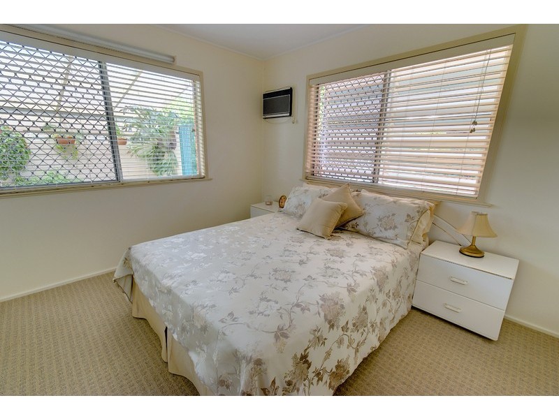 15 Hall Street, Kirwan QLD 4817