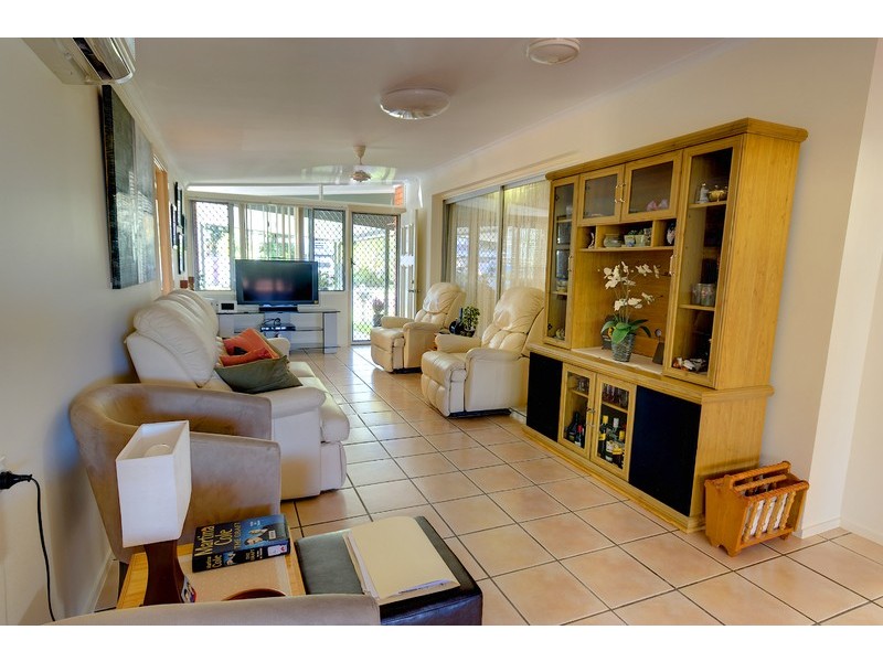 15 Hall Street, Kirwan QLD 4817