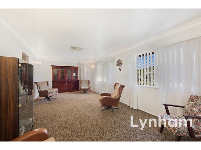 22 Ives Street, Kirwan QLD 4817