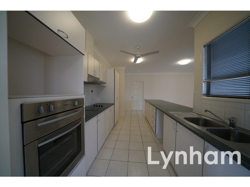 9 Constable Court, Kirwan QLD 4817