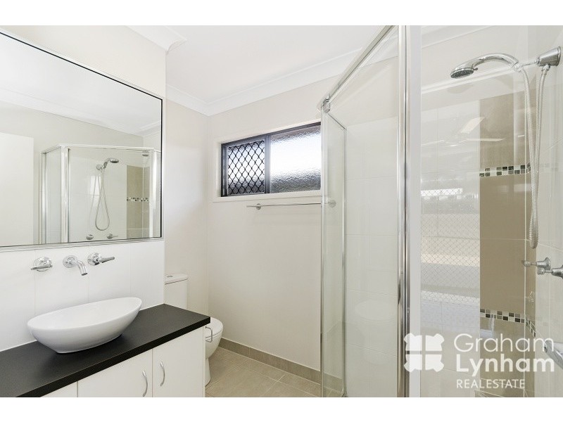 47 Beach Oak Crescent, Mount Low QLD 4818