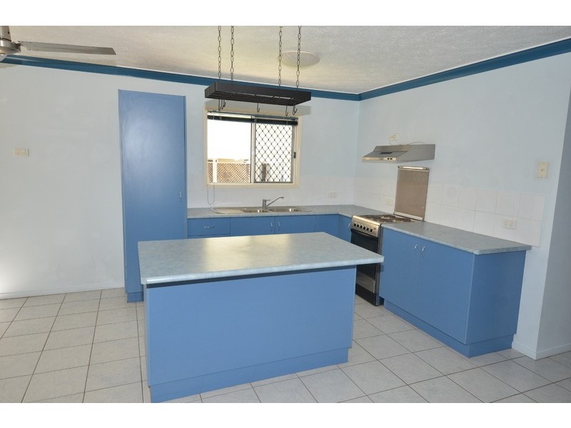 Railway Estate QLD 4810