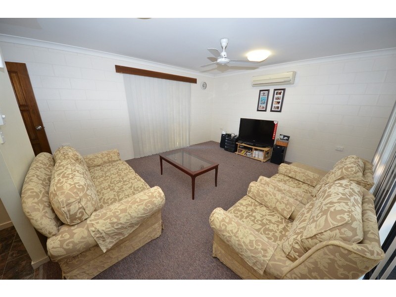 6 Salisbury Crescent, Kirwan QLD 4817